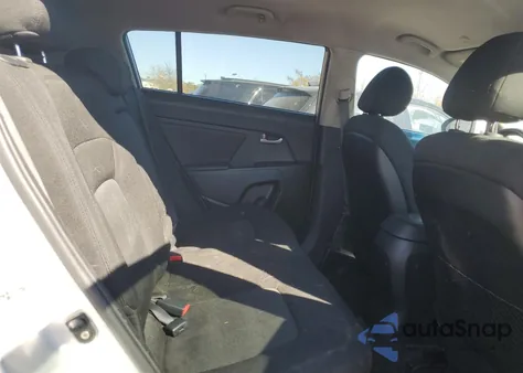 2011 Kia Sportage Lx from USA, damaged, VIN KNDPBCA27B7062967